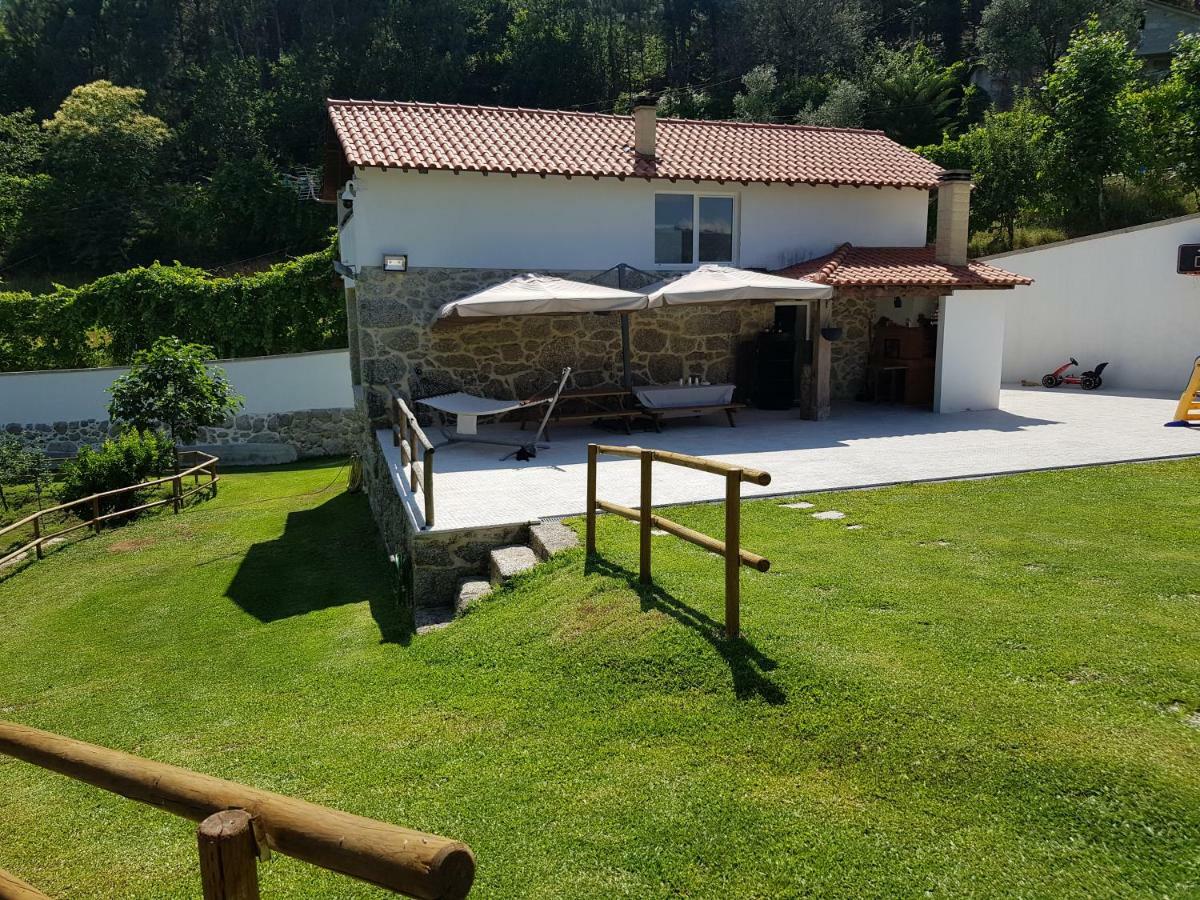 Willa Quinta Da Tormenta -14 Pessoas- Cabeceiras De Basto 2 Casas E Piscina Privada Zewnętrze zdjęcie